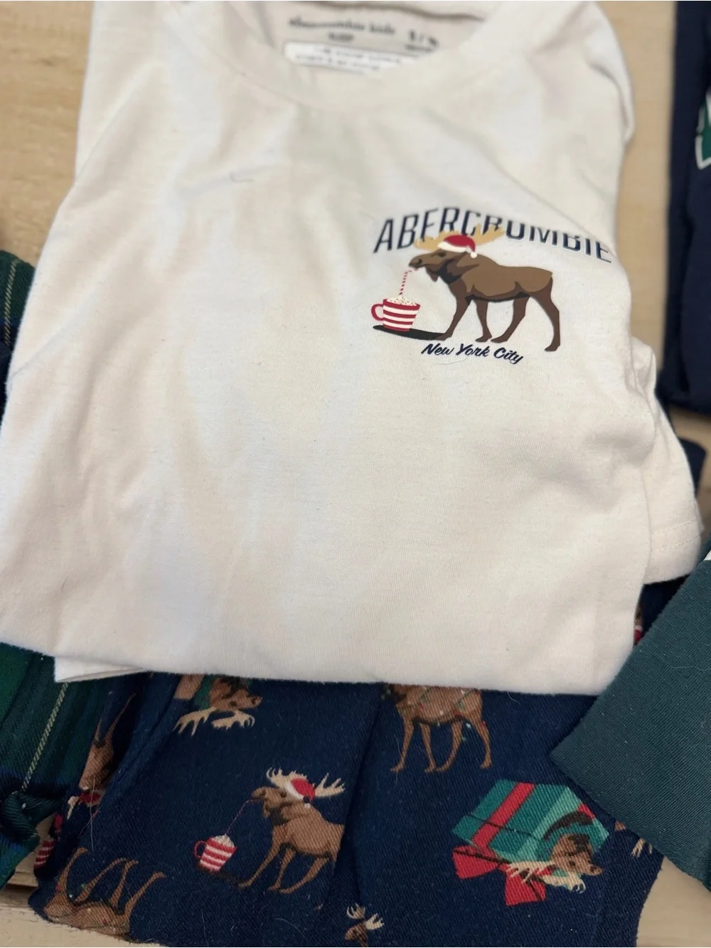 abercrombie kids sets pjs